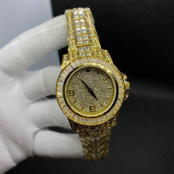 Unisex Model Iced Out Gold Color Watch - Picture 9 of 10